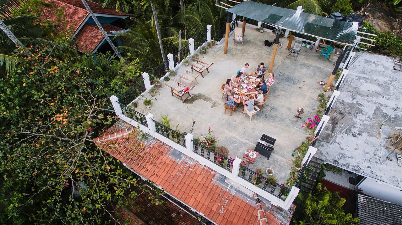 Sunny Family Hotel Unawatuna Exterior foto